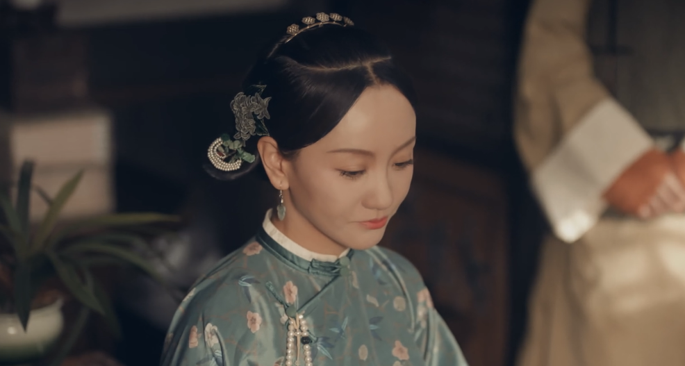 才播2天,拿下飙升榜第一,蒋勤勤新剧不愧是你们期盼已久的王炸_腾讯新