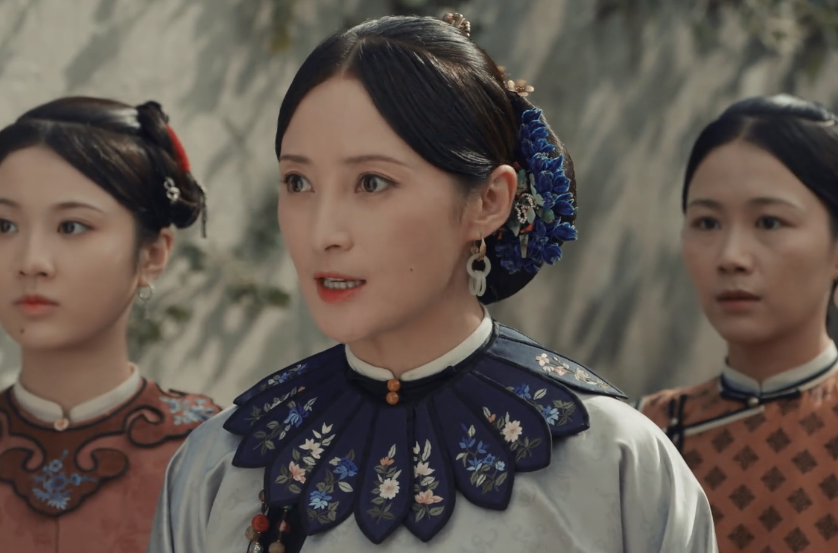 才播2天,拿下飙升榜第一,蒋勤勤新剧不愧是你们期盼已久的王炸_腾讯新