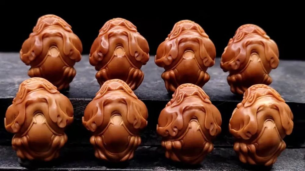 【好核雕鉴赏】:苏工名家黄玲作品《八大财神》_腾讯新闻