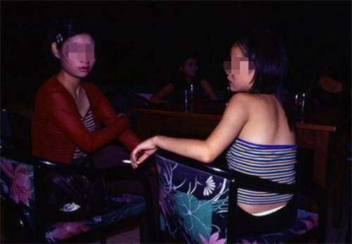 沈阳杀人魔刘学新一年连杀15名舞女将尸体放滚水中烹煮