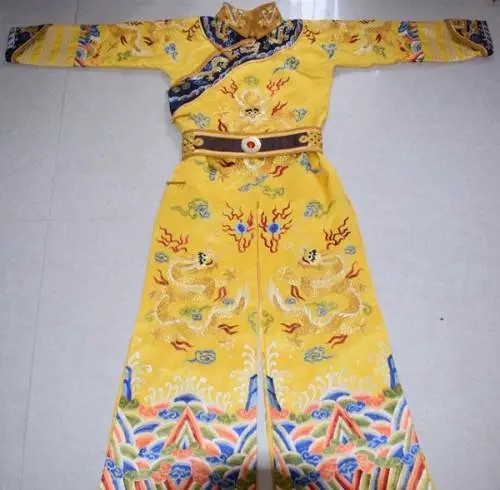 清朝的"超一品"是多大的官?