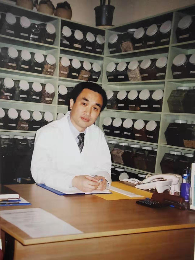 健康名人堂丨中国现代中医美容第一人刘宁世界医学美容的发展方向应