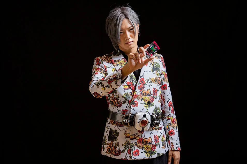 帝骑哥宣传csm腰带ver2感叹收录台词很多帅气变身动作需要勤加练习