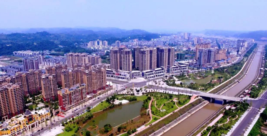 一是因郡得名,认为今犍为县是沿用犍为郡的名称:二是因山得名,说有