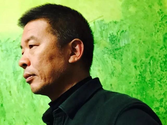 雷平阳《杀狗的过程》,吃惊的不是诗,是一边倒的评价