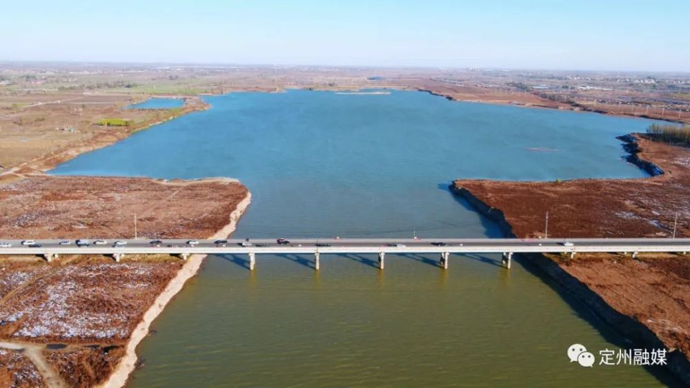 境内10月13日再现河水奔腾的壮观画面沙河定州段时隔25年后向沙河进行