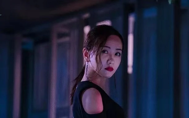 《致命愿望》热度还未消,杨蓉新剧又开播,换上古装艳绝香江