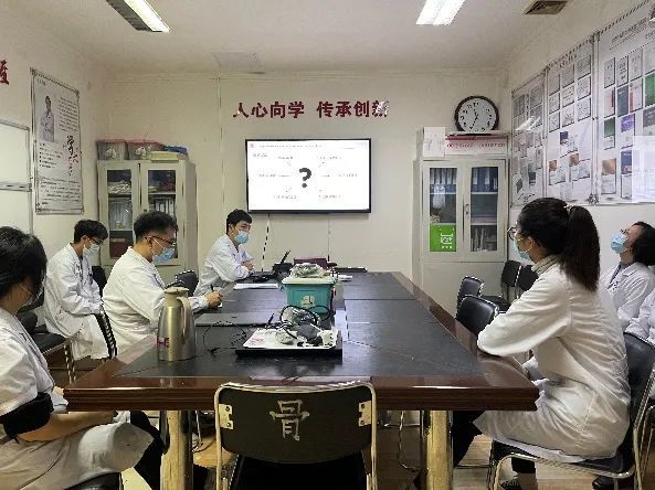 以赛促教教学相长东直门医院启动2021年度教学查房评比活动