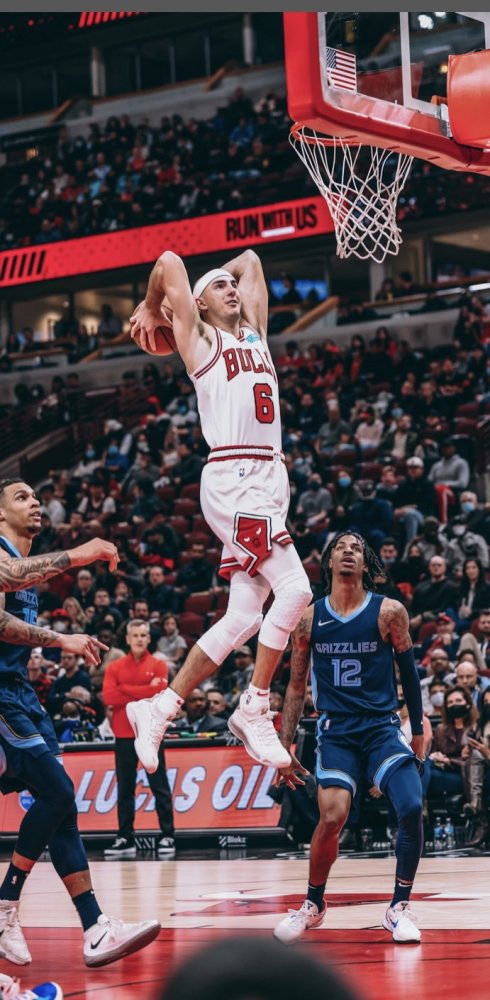 卡鲁索离开湖人内幕曝光他为留队甚至不惜自降身价但湖人只愿出白菜价