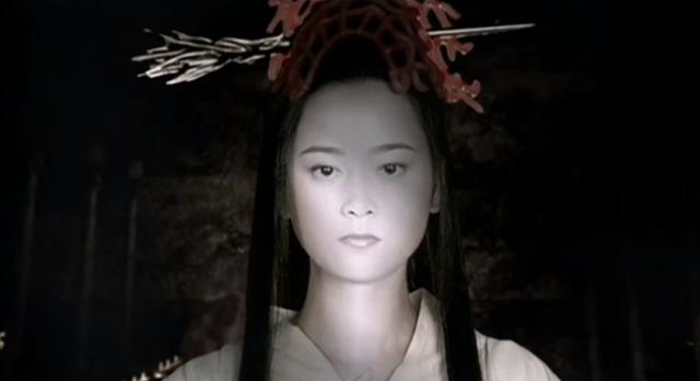 封神演义中女娲娘娘是先天圣人为什么还要去朝拜火云洞三圣