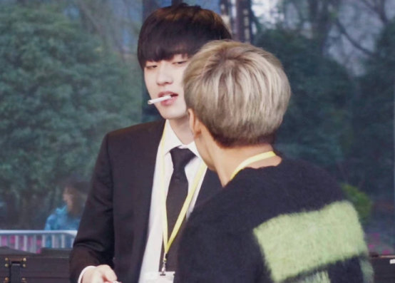 大舅子mystic更新ins 疑似暗示新赛季将回归lck加盟kt