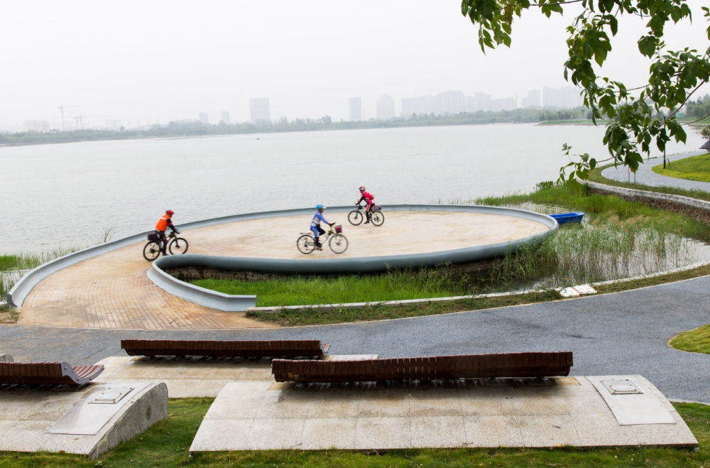 特色亲水平台空中栈桥生态驳岸台阶景观景观挡土墙