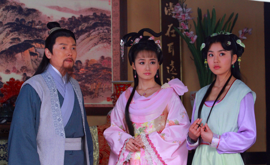 再看活佛济公才发现剧中人物造型原来还挺好看