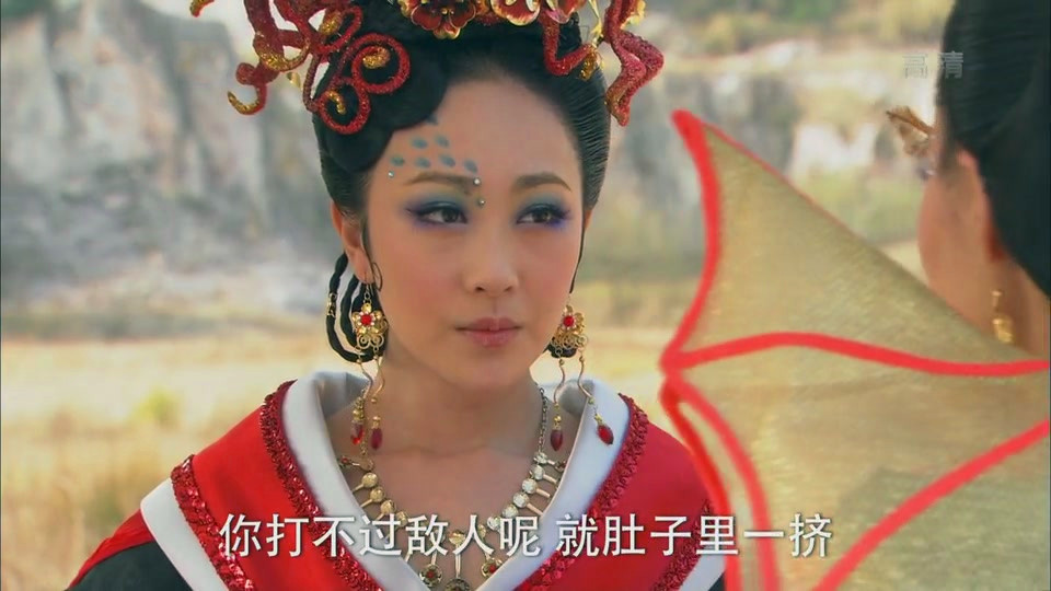 比如张宝雯饰演的绿姬,率性张扬,爱恨强烈,而且术法高强.