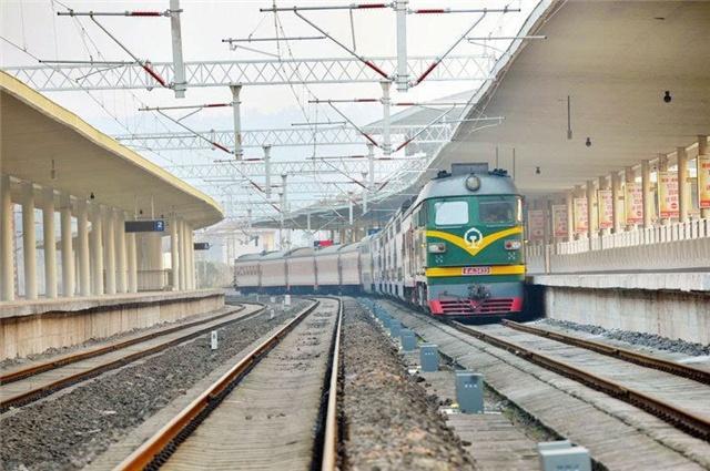 为什么火车没有18号车厢坐了几十年现在才搞明白