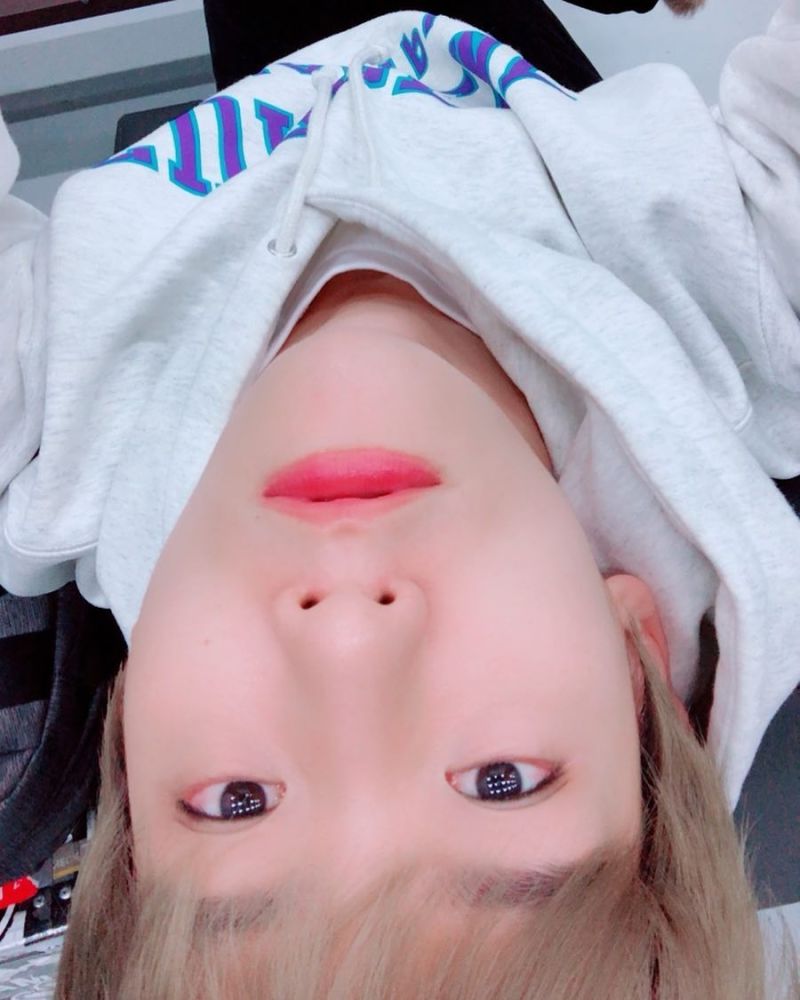 伯贤自拍照(二)