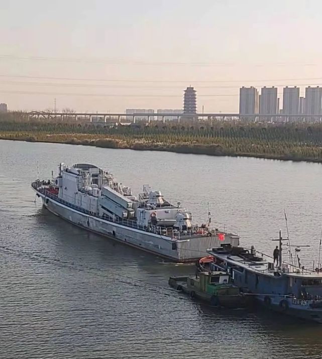 南海艇通过颍上!