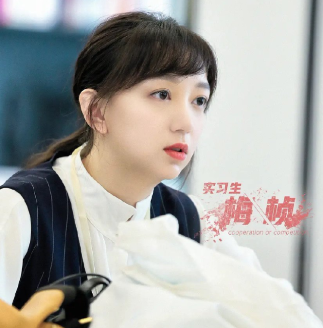 网红女学霸梅桢靠外籍上北大不具备任教资格