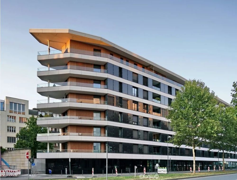 德国法兰克福一栋零能耗集合住宅项目德国大量建筑以达到超低能耗建筑