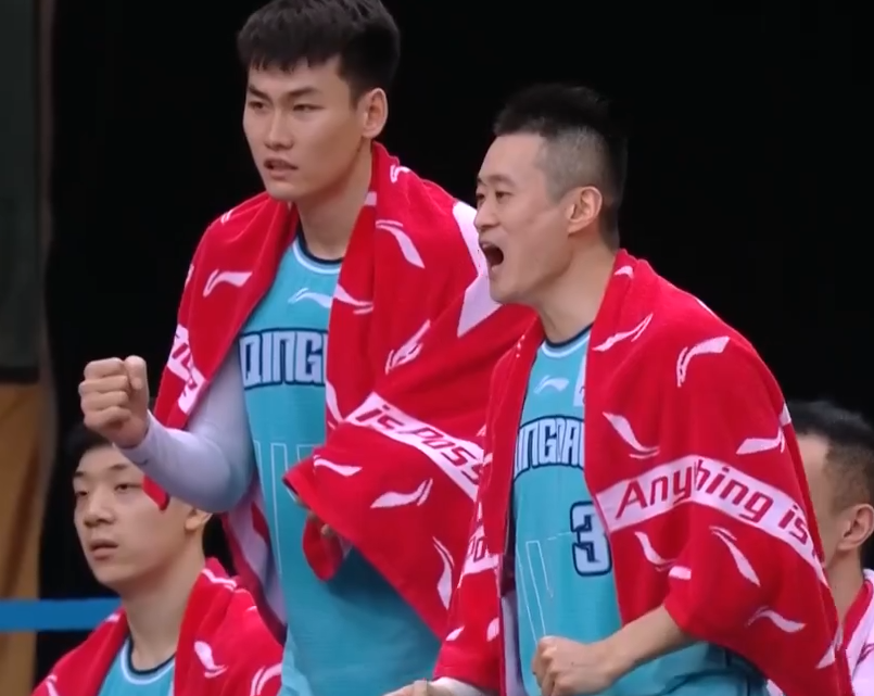 cba 3分险胜！CBA再爆冷，李楠拒绝大逆转，拼下第3胜，全队疯狂庆祝