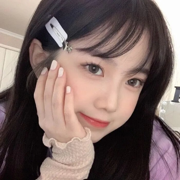 超甜女生头像没人知道我双手合十的愿望里永远有你