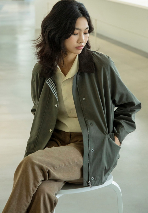 鱿鱼游戏女主郑浩妍会穿又有气质 高级脸真的太飒了!