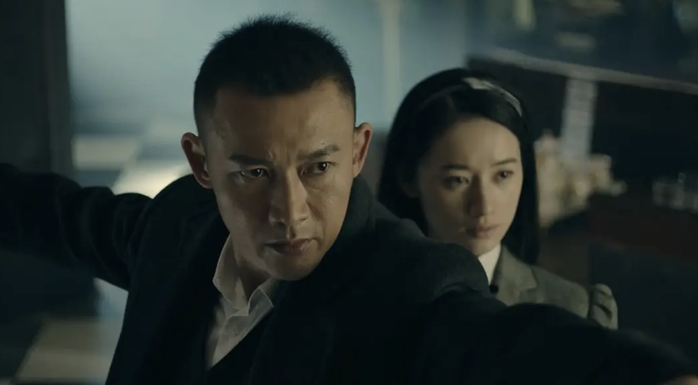 潜伏高清完整观看在线完整观看在线观看网盘电影2021手机在线观看