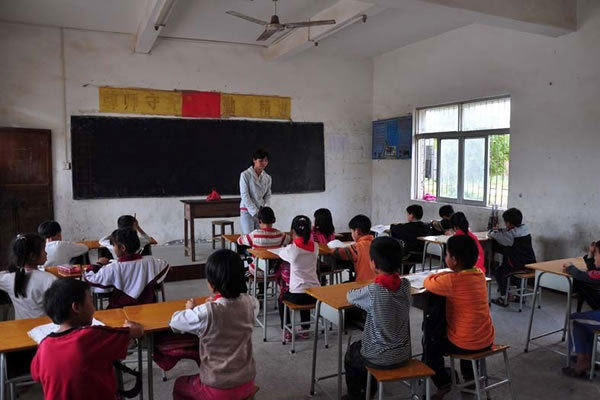 乡村学校之所以发展不起来,原因不止在学校,更是许多现实因素_腾讯