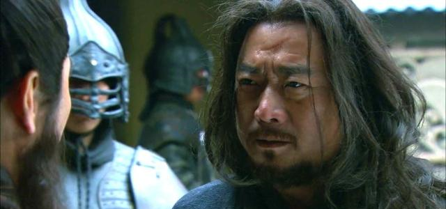 演义中的理由是因为高顺用下三滥的手段偷袭了夏侯惇.