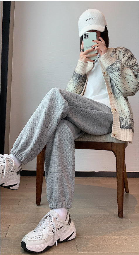 华夫格运动裤火了,今年秋冬日常穿搭,少不了它的身影|运动裤|裤子|单