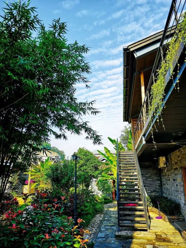 题长阳清舍客栈获评全国甲级民宿_腾讯新闻