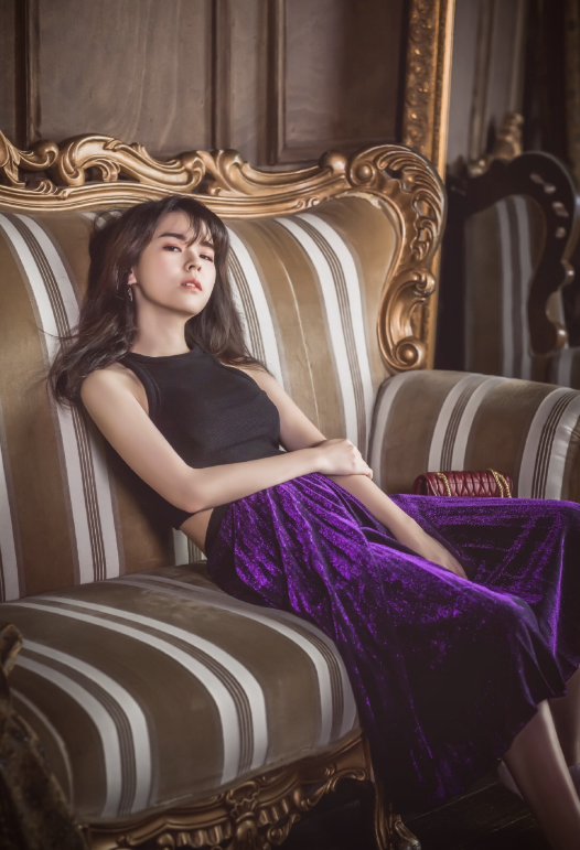 沫子受邀去深圳大学演讲学生拍照没有开美颜沫子的身材太真实了