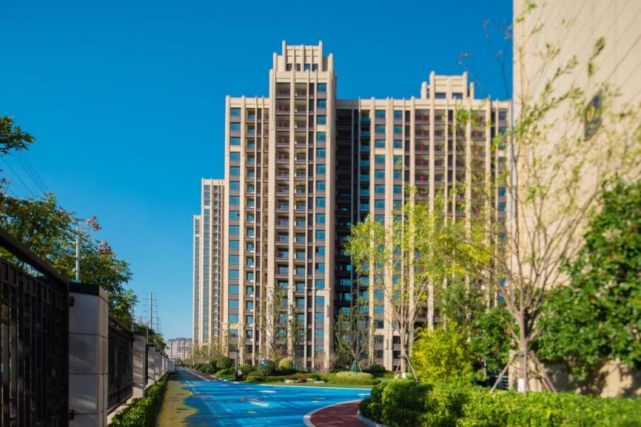 【坚守承诺，建业品质】有一种实力叫提前161天交房！