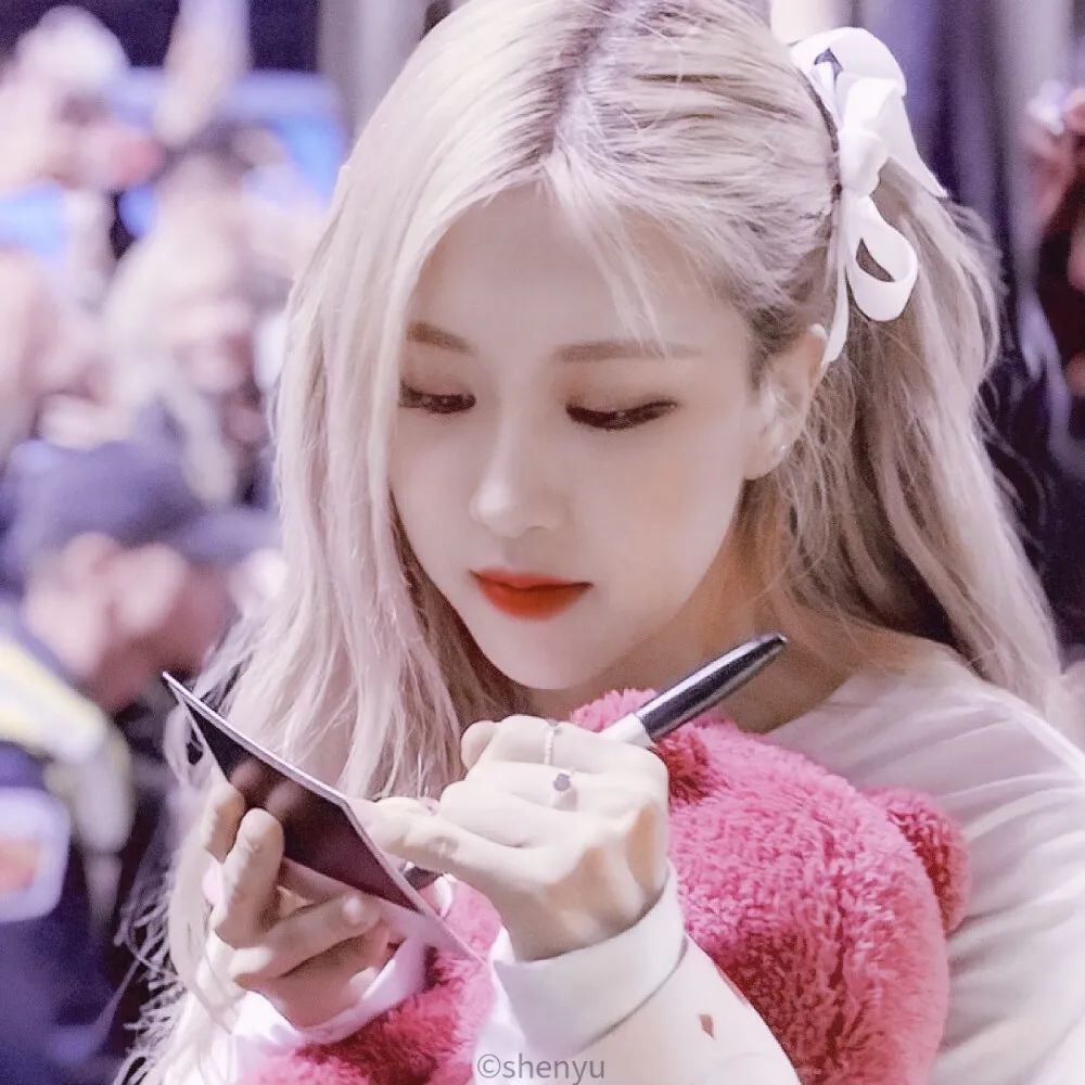 【头像】朴彩英