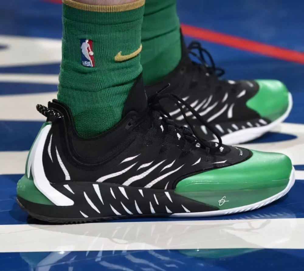 海沃德3代还没正式曝光配色已经一箩筐了安踏越来越会玩了