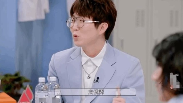 何炅被孟非代替令人心动的offer3就是人间真实