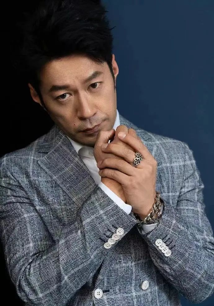 专访谭凯一个青岛籍演员的铁汉柔情