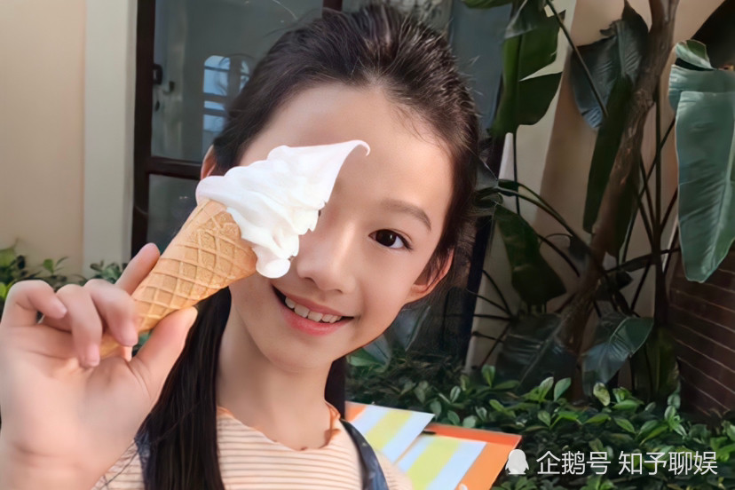 斛珠夫人中的小海市刘琪锜仅30分钟的表演极具代入感
