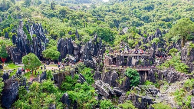 贺州玉石林景区(联)