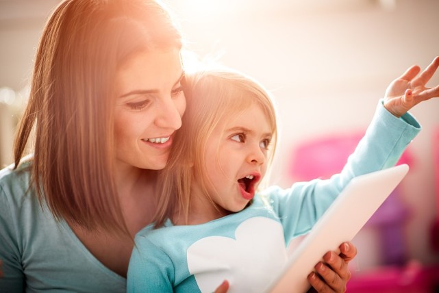 我们所要做的就是去帮助孩子把语言说得更有条理,表达更清晰,说话更