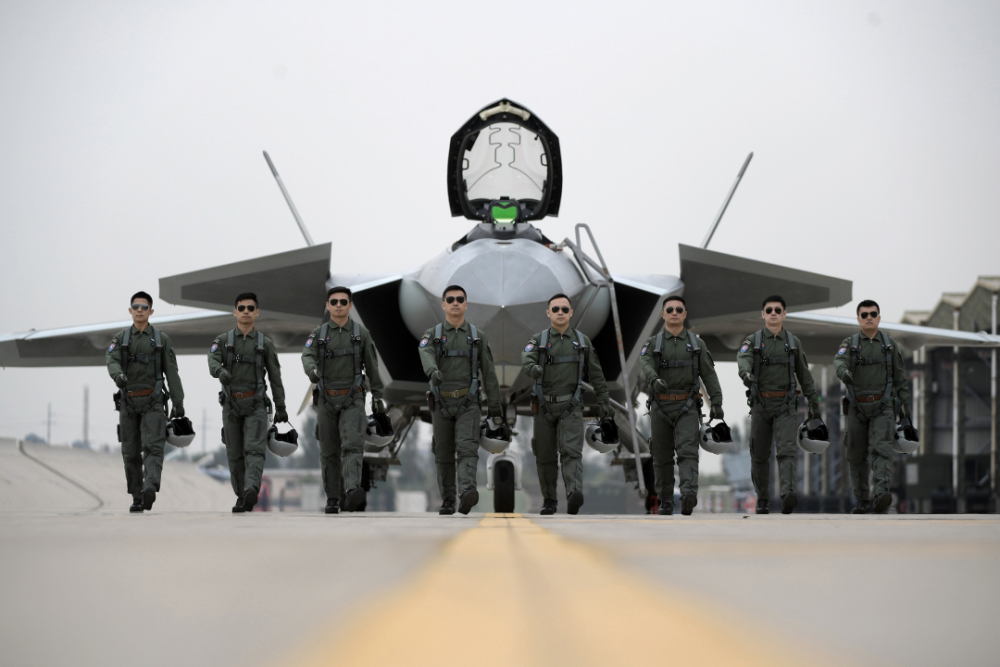 三剑客亮剑人民空军太燃