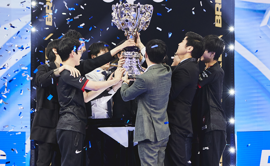 edg夺冠lol国服最重磅活动,海克斯皮肤半价来袭,诺手真的不值得换!