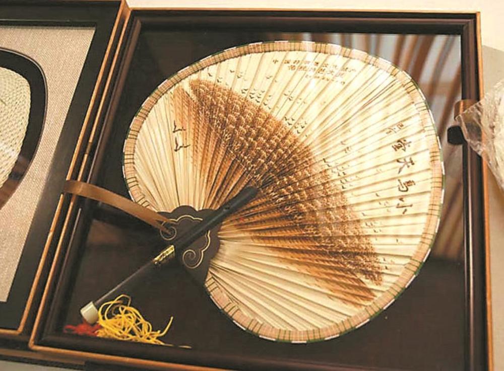 【五邑文脉·传世非遗】新会葵艺:蒲葵扇上烙出清凉世界_腾讯新闻