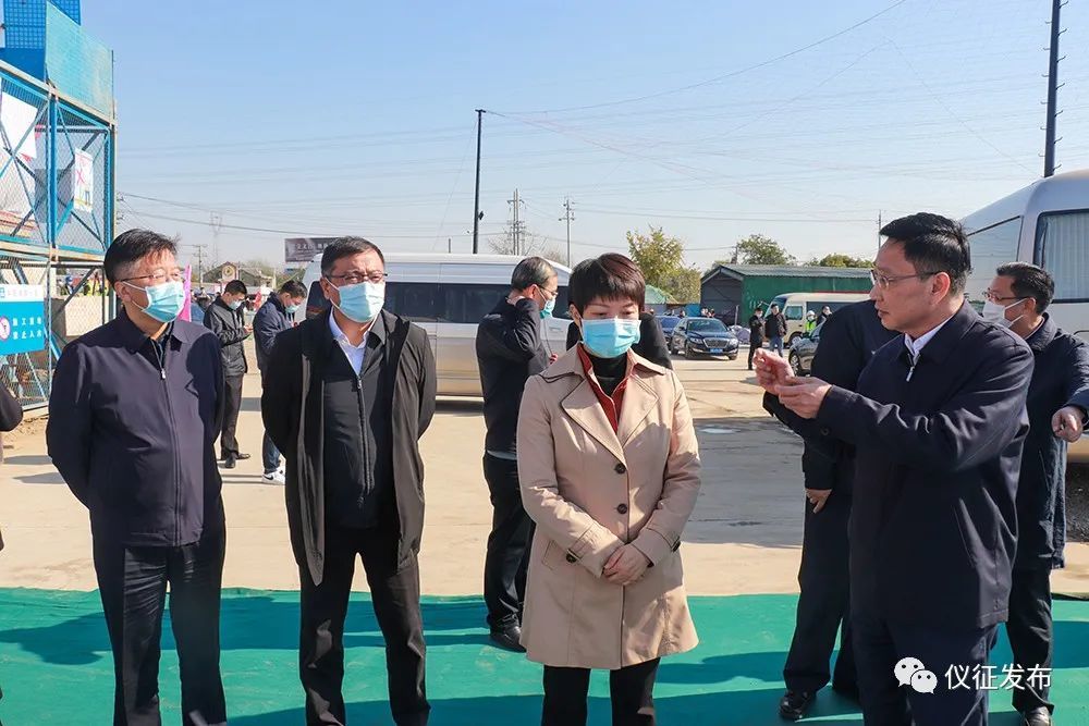 扬州市委书记张宝娟来我市督查调研民生工程推进情况