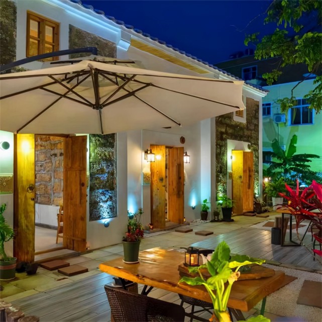 广西北海涠洲岛民宿住宿哪家好右岸旅居民宿浓浓文艺气息珊瑚石小院