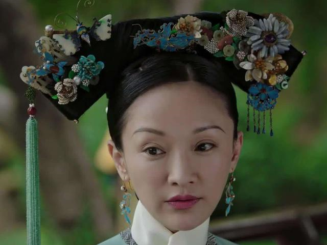 清朝女性的旗头是自己的头发吗你怎么看