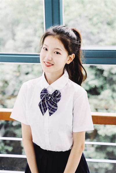 河北石家庄22岁女孩成董明珠秘书登上热搜