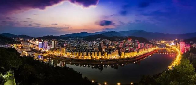 被誉为福建最"穷"的地级市,gdp倒数第一,为什么南平成为最穷的城市?