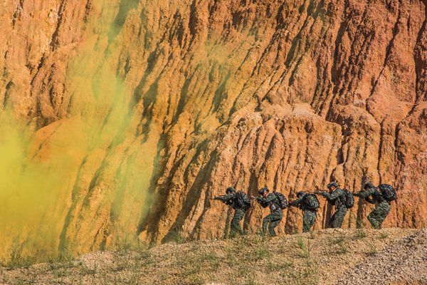 清华电子工程系核心课系列教材映像战略战队难题训练化武警