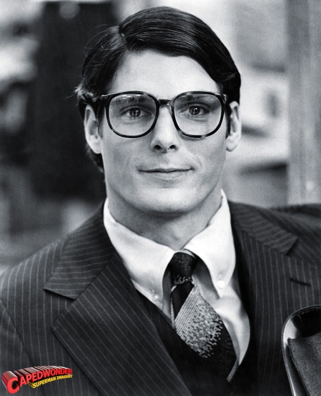 里夫因出演超人声名大噪正值壮年却遭遇意外全身瘫痪成为废人